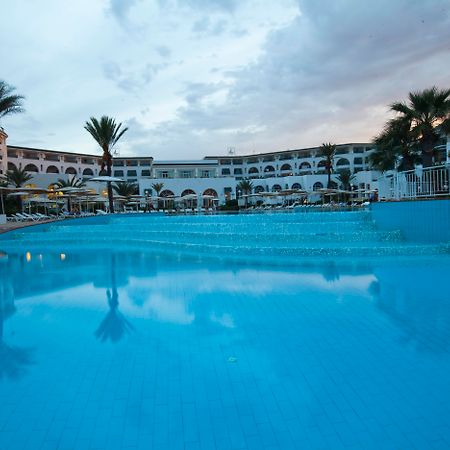 El Mouradi Palm Marina - Couple Et Famille Uniquement Hotel Port El Kantaoui Exterior foto