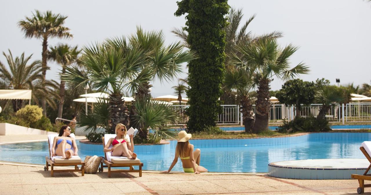 El Mouradi Palm Marina - Couple Et Famille Uniquement Hotel Port El Kantaoui Exterior foto